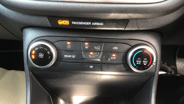 Ford Fiesta 1.0 EcoBoost Hybrid mHEV 125 Titanium 5dr Petrol Hatchback